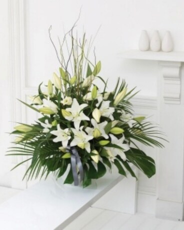 THE IVORY CAROUSEL Flower Arrangement